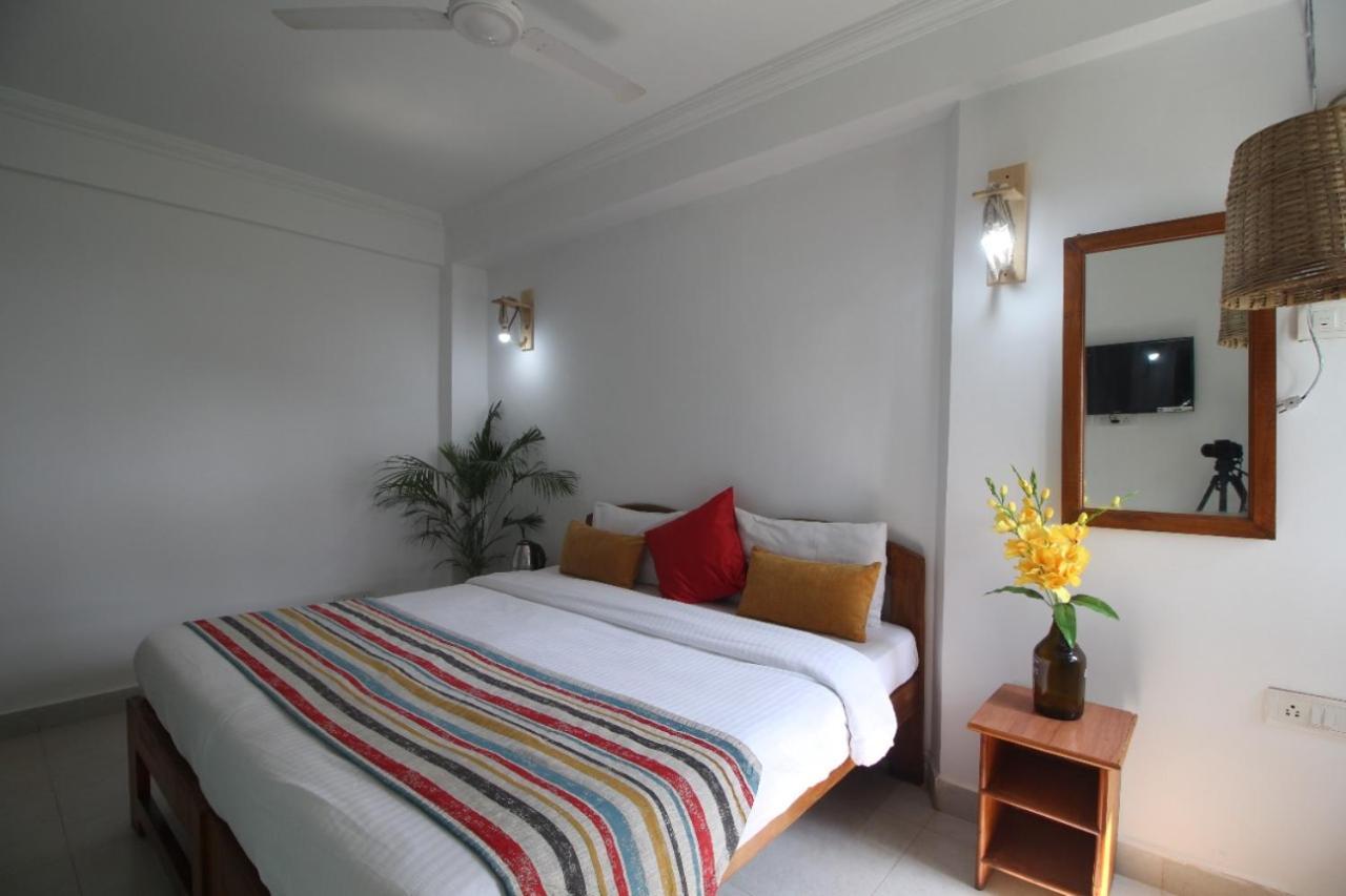 Hotel The Turquoiise House Morjim Esterno foto